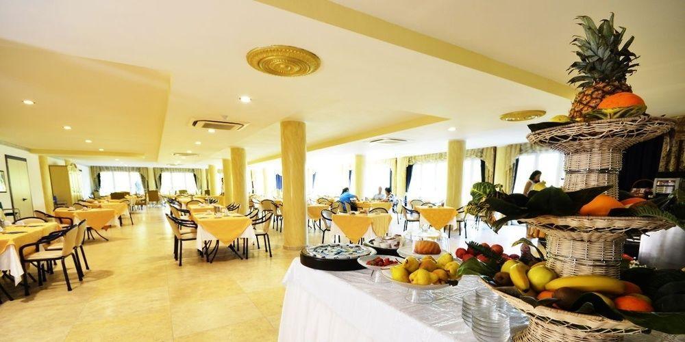 Relais Du Lac เดเซนซาโนเดลการ์ดา ภายนอก รูปภาพ